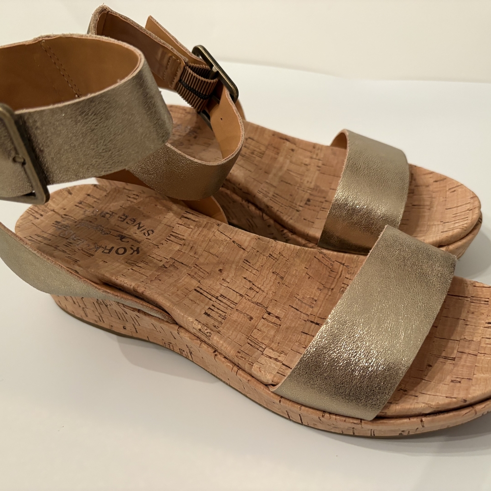 Kork-Ease Metallic Gold Cork Wedge Sandals Size 8